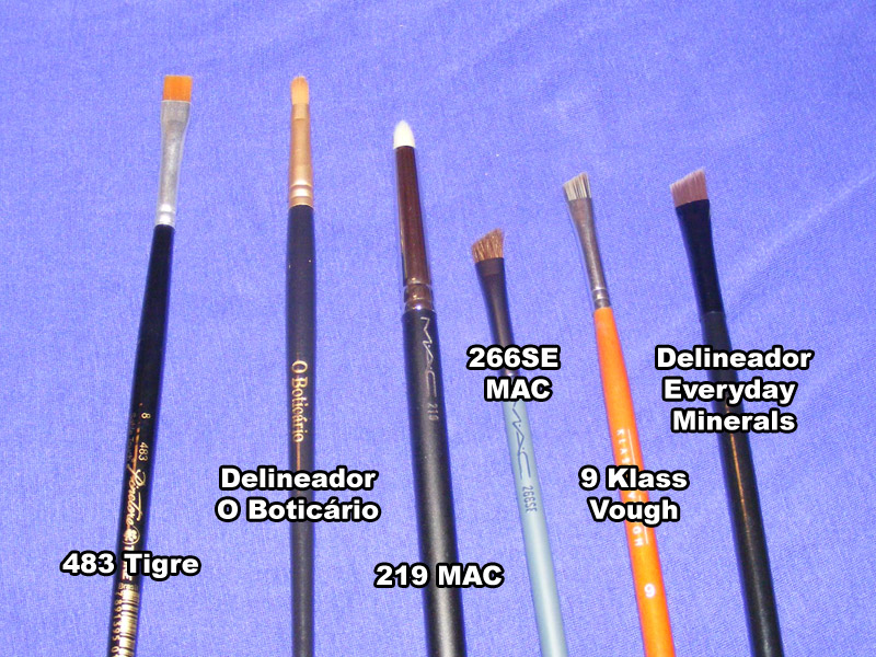 Pincéis para delinear os olhos