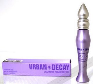 urban_decay_eyesshadoww_primer_potion