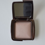 Resenha: Hourglass Ambient Lighting Powder (cor Dim Light)