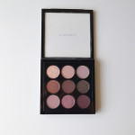Resenha: MAC Eyeshadow X9 Burgundy Times Nine