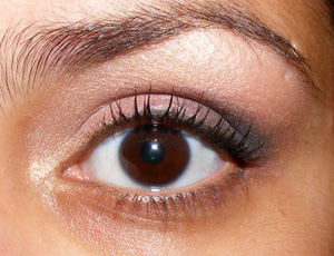 Tutorial: MAC Fafi Eyes 1