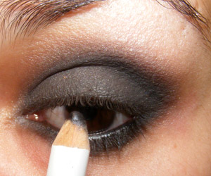 Tutorial: Look Preto