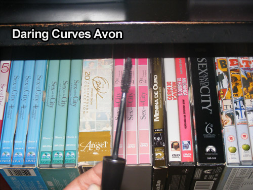 Resenha: Daring Curves Avon