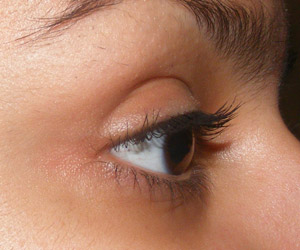 Resenha: Daring Curves Avon