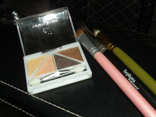 Tutorial em vídeo (tosco): Primeiro look com sombras e.l.f.