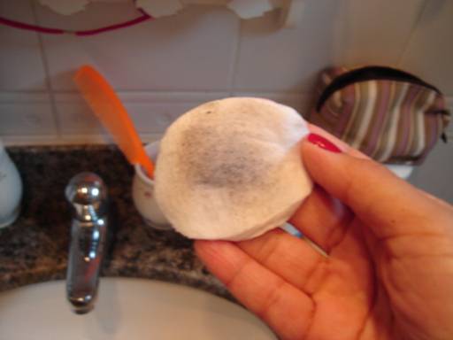 Dica da Leitora: Tirando a Maquiagem com Água Termal (obrigada, Érica!)