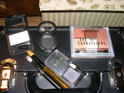 Look: Tracta Exotique Esfumaçado