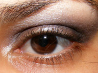 Look: Tracta Exotique Esfumaçado