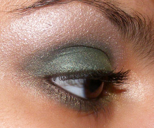 Tutorial: Suedette: 6 Intense Eyes + Pigmentos Teal e Chartreuse