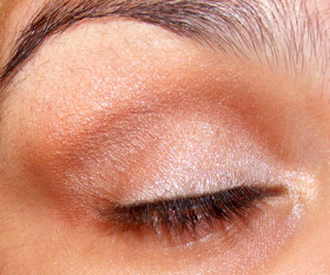 Tutorial: Look básico com sombra Jesse's Girl