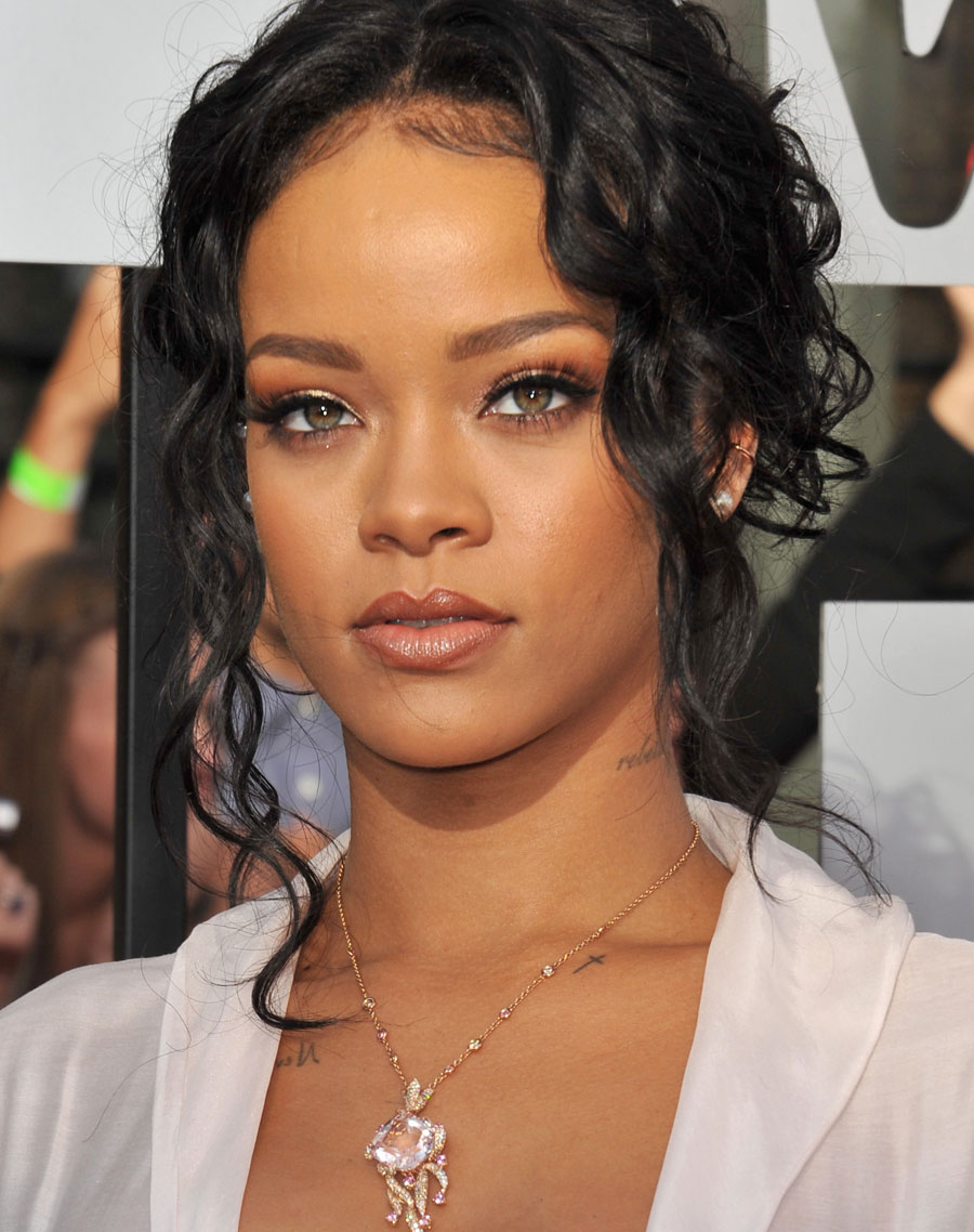 Maquiagem Rihanna