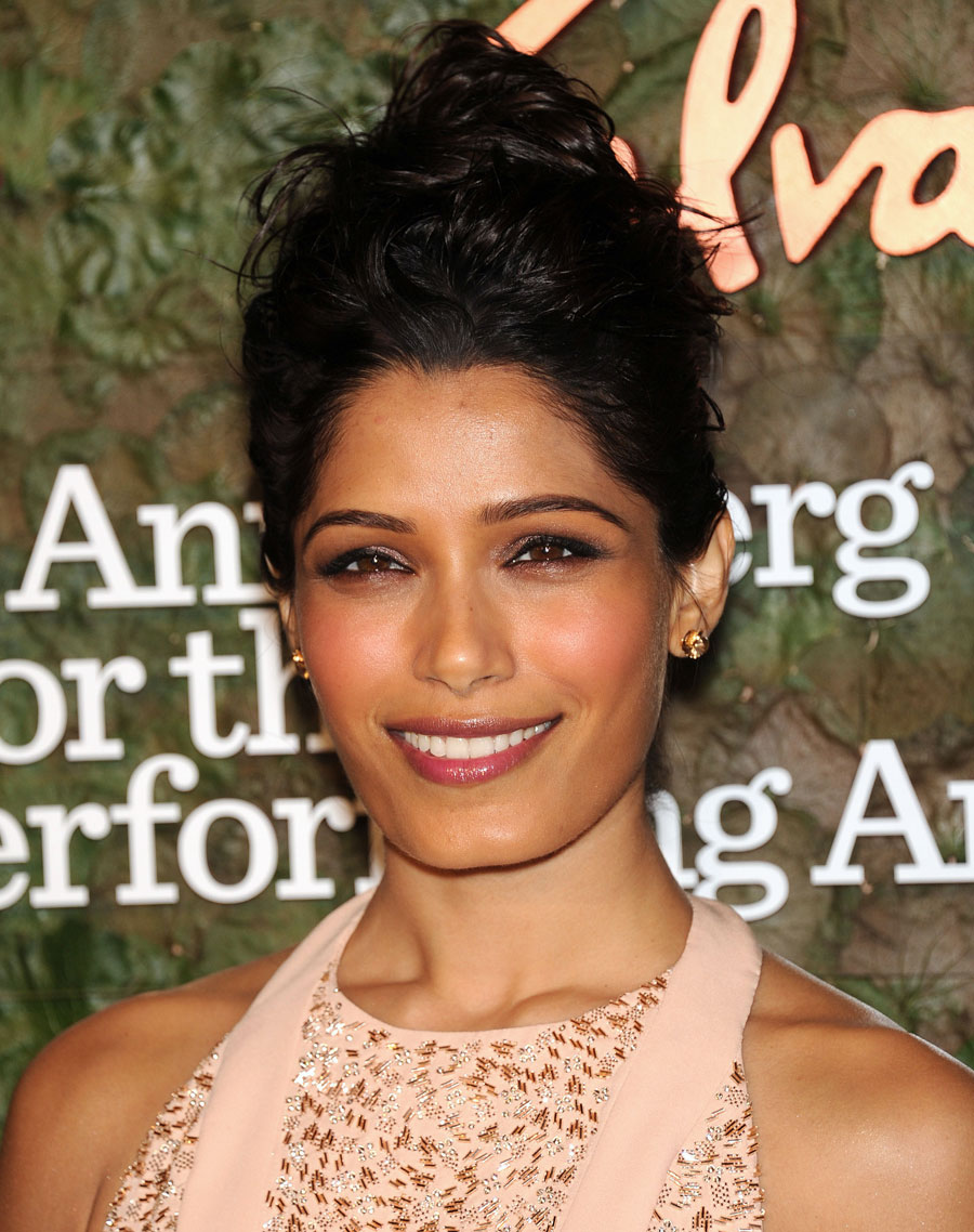 Maquiagem Freida Pinto