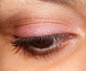 Look: Cópia de In Living Pink & Amber Lights da MAC, com Vult e Duda Molinos