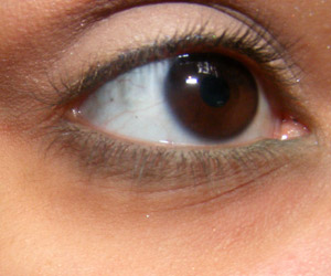 Tutorial: Look discreto (com um pouco de cor) para o trabalho
