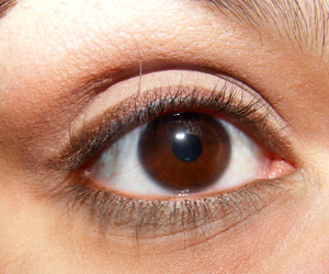 Tutorial: Look discreto (com um pouco de cor) para o trabalho