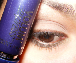 Tutorial: Look discreto (com um pouco de cor) para o trabalho