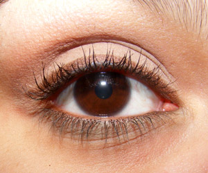 Tutorial: Look discreto (com um pouco de cor) para o trabalho